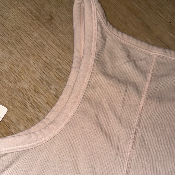 Cream Ribbed Scoop Neck Tank Top - Picture 5 of 7
